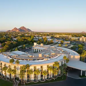 Embassy By Hilton Biltmore Phoenix
